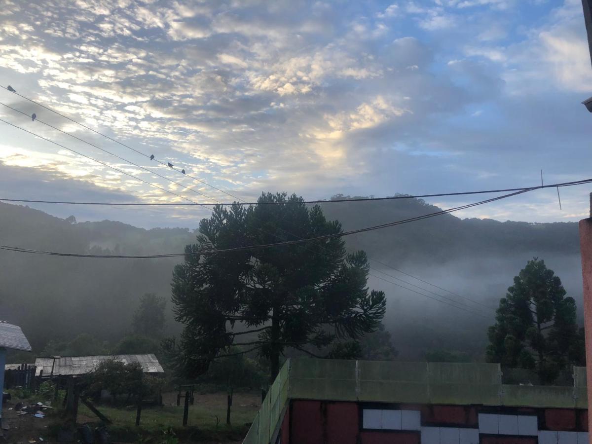 Pousada Pedra Da Mata Chales Na Montanha Munhoz Exteriör bild