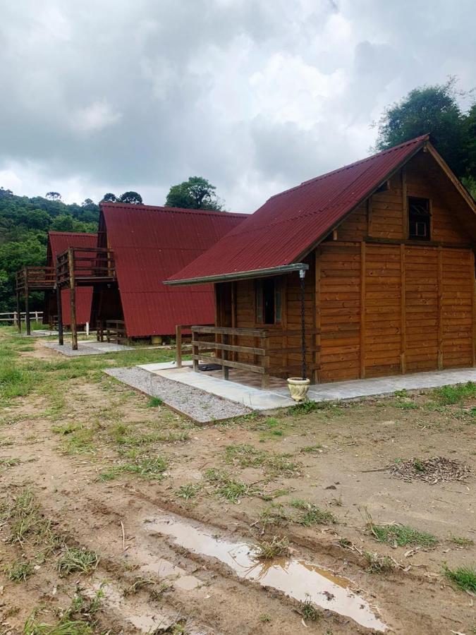 Pousada Pedra Da Mata Chales Na Montanha Munhoz Exteriör bild