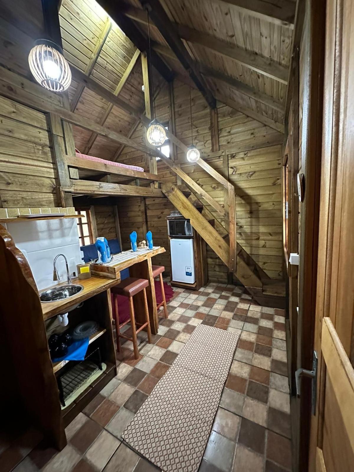 Pousada Pedra Da Mata Chales Na Montanha Munhoz Exteriör bild