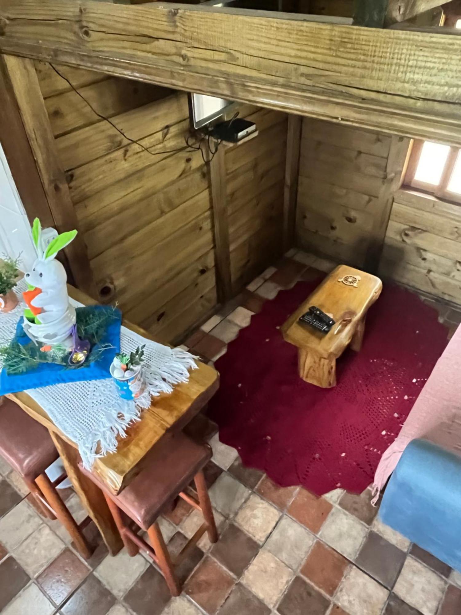 Pousada Pedra Da Mata Chales Na Montanha Munhoz Exteriör bild